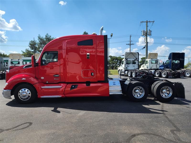 2022 Kenworth T680