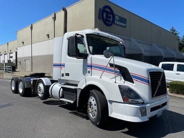 2009 Volvo VNL84T300