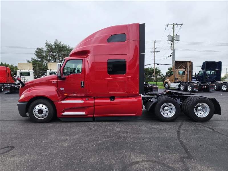 2022 International LT625