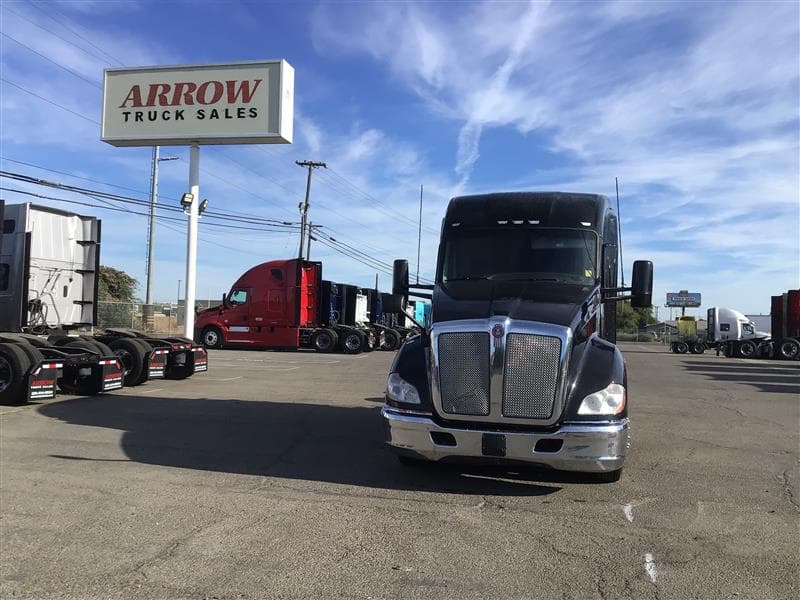 2022 Kenworth T680