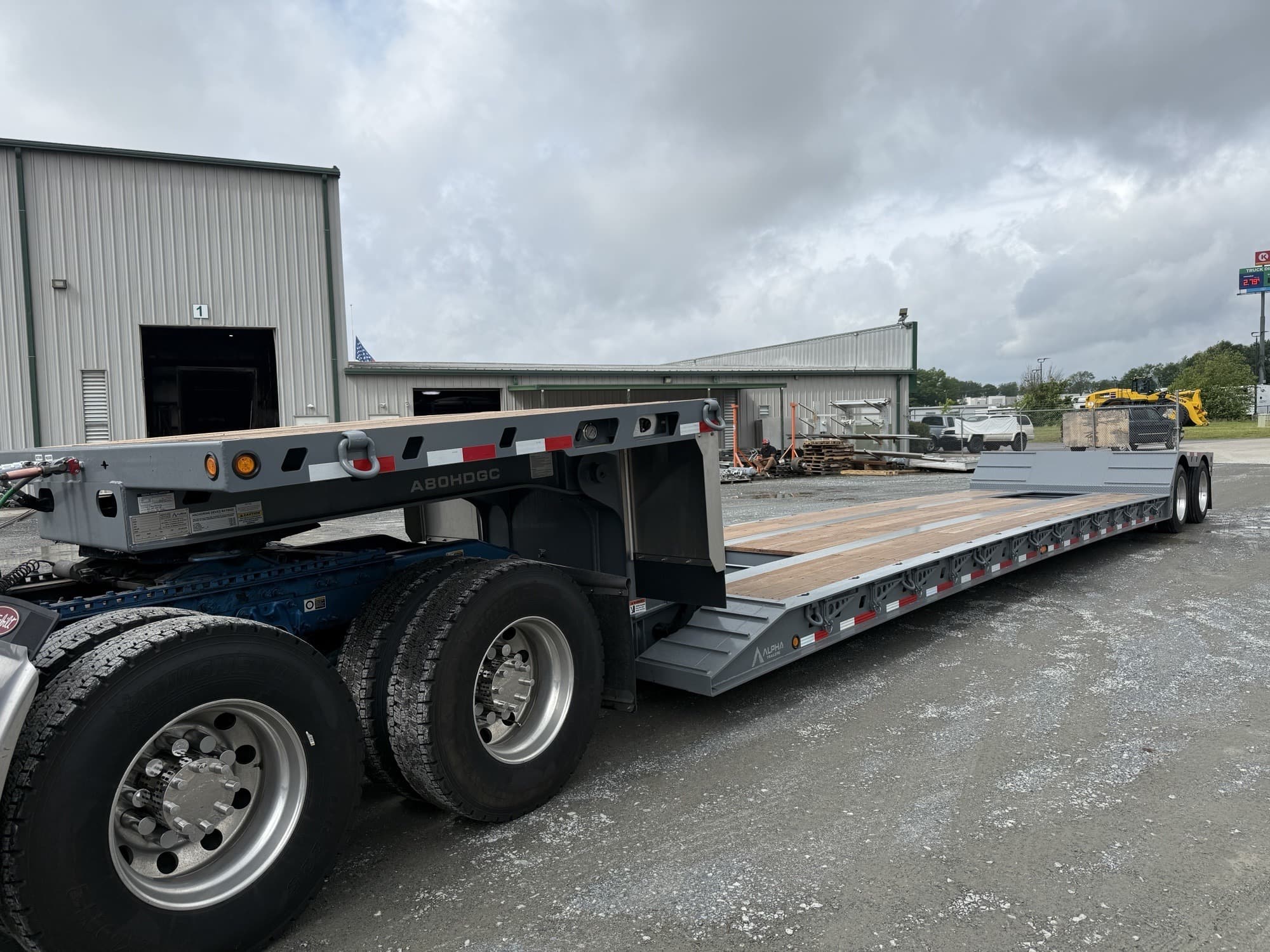 2027 Alpha HD 53' x 102" 40 Ton Hydraulic RGN Mini Deck Lowboy