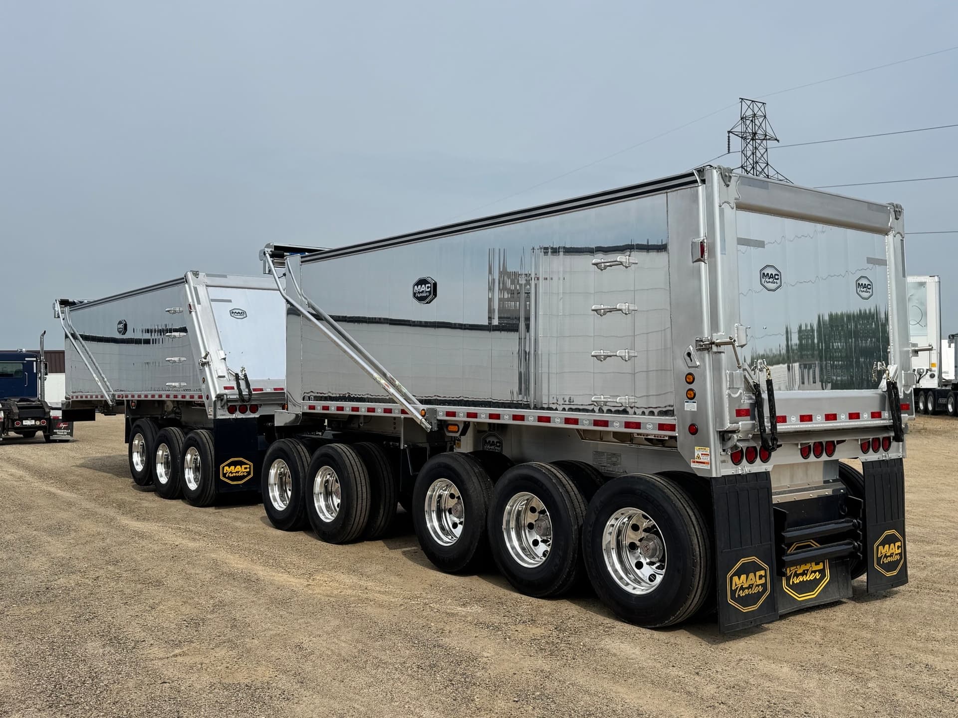 2027 MAC Aluminum Dump | Triple 10 | PLUS | With Tarp