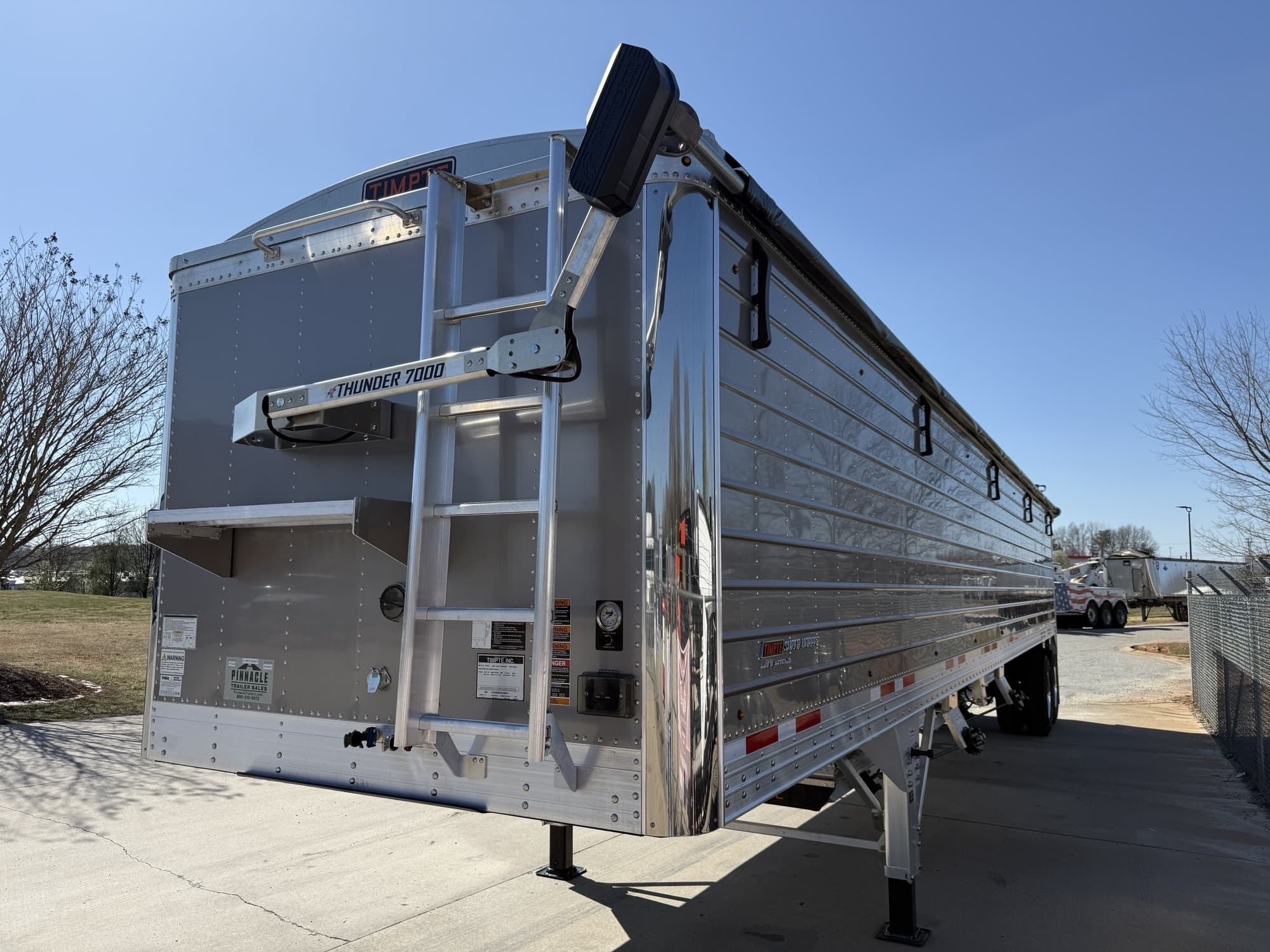 2027 Timpte 42ft x 96in x 78in Platinum Silver Hopper Bottom Trailer
