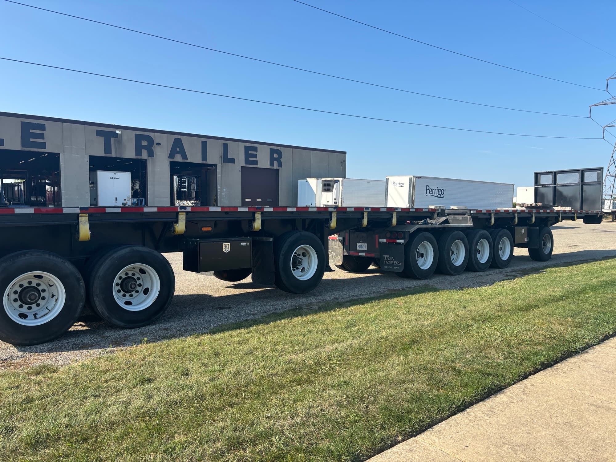 2006 Titan Flatbed B-Train 8-Axle