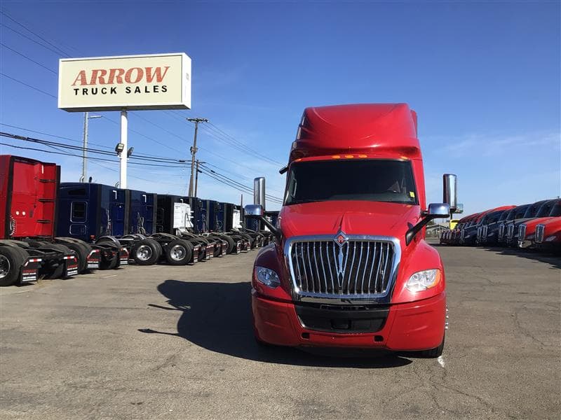 2022 International LT625
