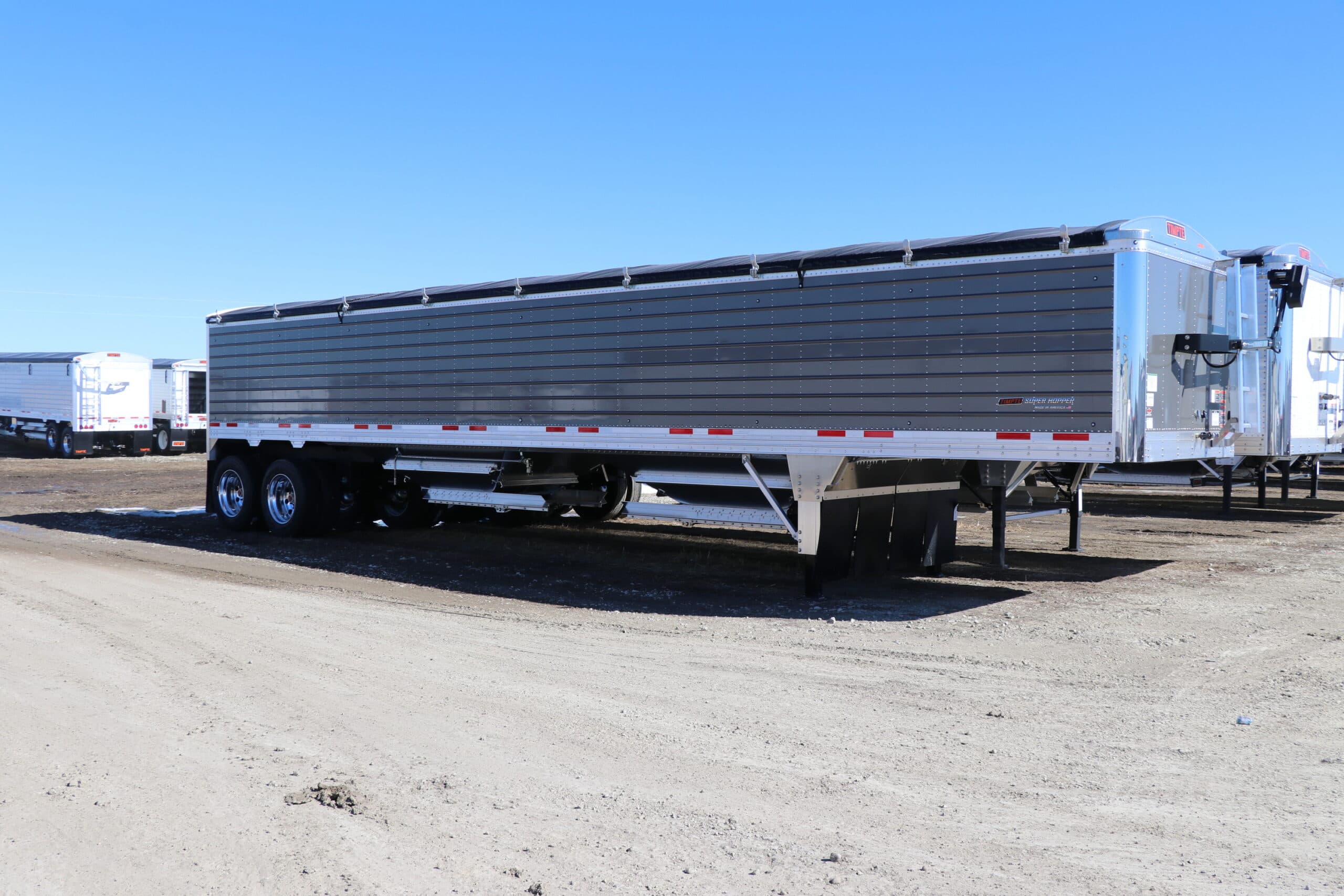2027 Timpte 40ft x 96in x 66in Gun Metal Gray Hopper Bottom Trailer