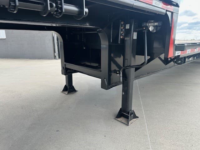 2027 DURA-HAUL Drop Deck 53' Bvr Tail Ramps - Spread