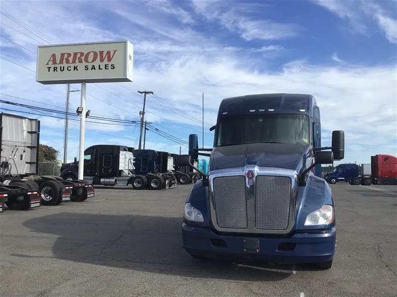 2022 Kenworth T680