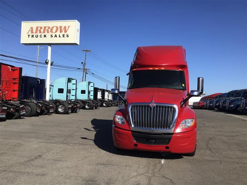 2022 International LT625