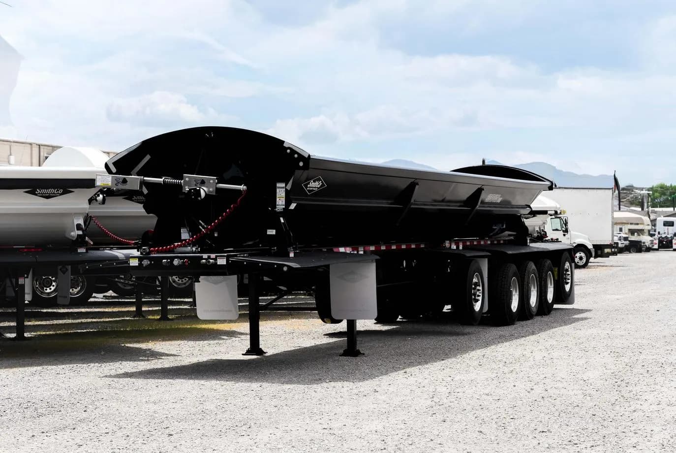 2027 SmithCo SX5-49-38 Side Dump