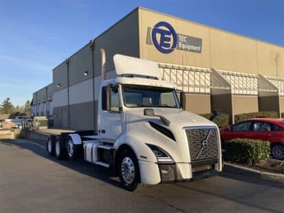 2019 Volvo VNL84T300