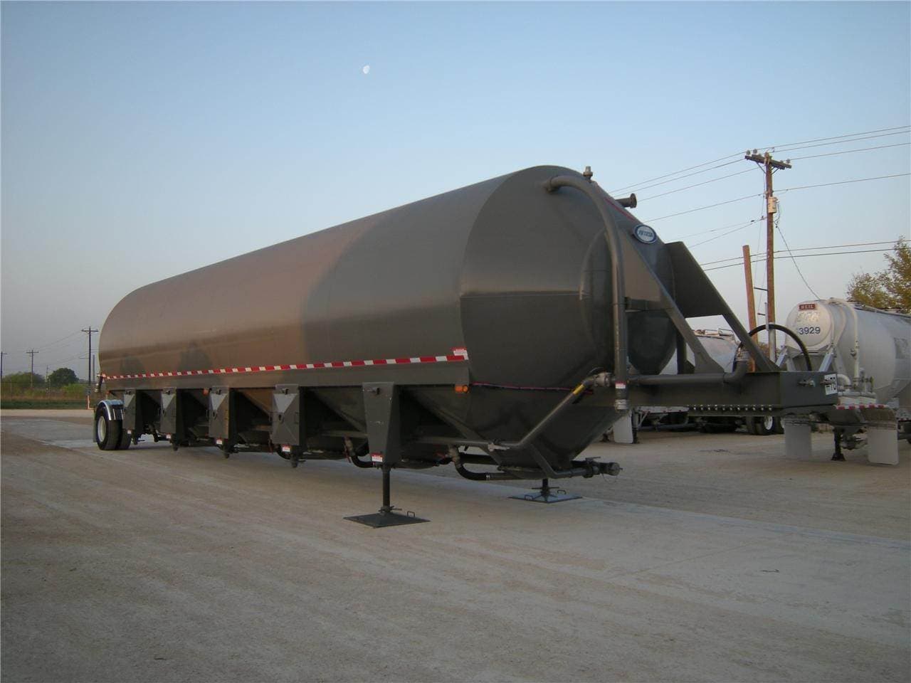 2027 Retesa Storage Trailer Storage Trailer