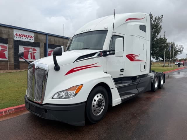 2023 Kenworth T680