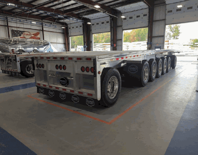2027 MAC Flatbed | 7-Axle | 53′ x 102″ | Fruit / Lumber
