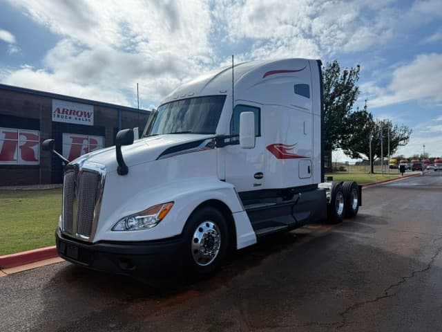 2023 Kenworth T680