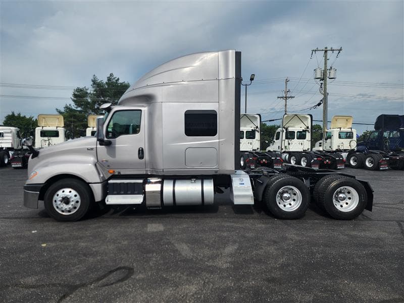 2021 International LT