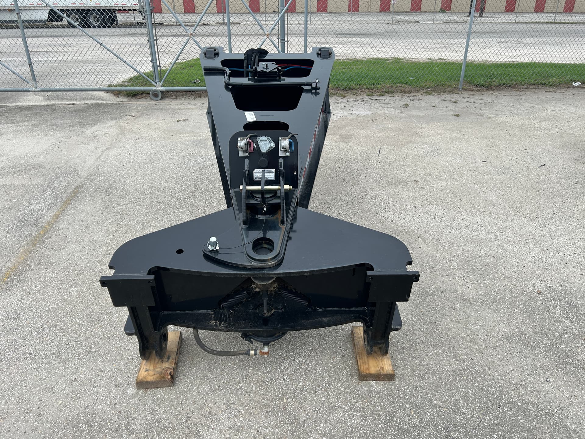 2027 LOAD KING SB141/2-43 (9')