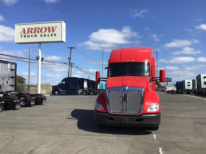 2022 Kenworth T680