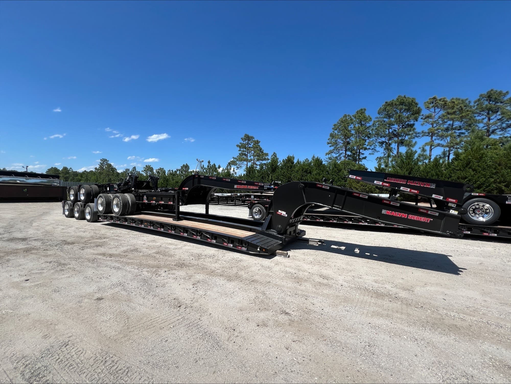 2028 Kalyn Siebert 56ft x 108in 65 Ton HRGN Drop Side Modular 2+3+2 Lowboy
