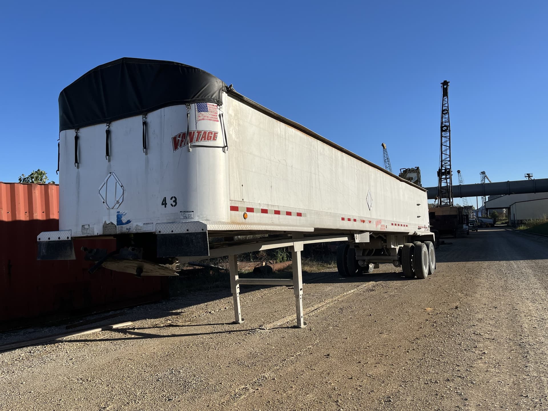 2005 Vantage End Dump