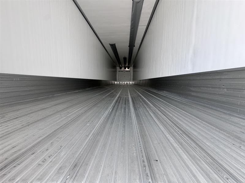2027 Utility Reefer | Royal STANDARD | Flat Floor | CargoBull 625 Reefer