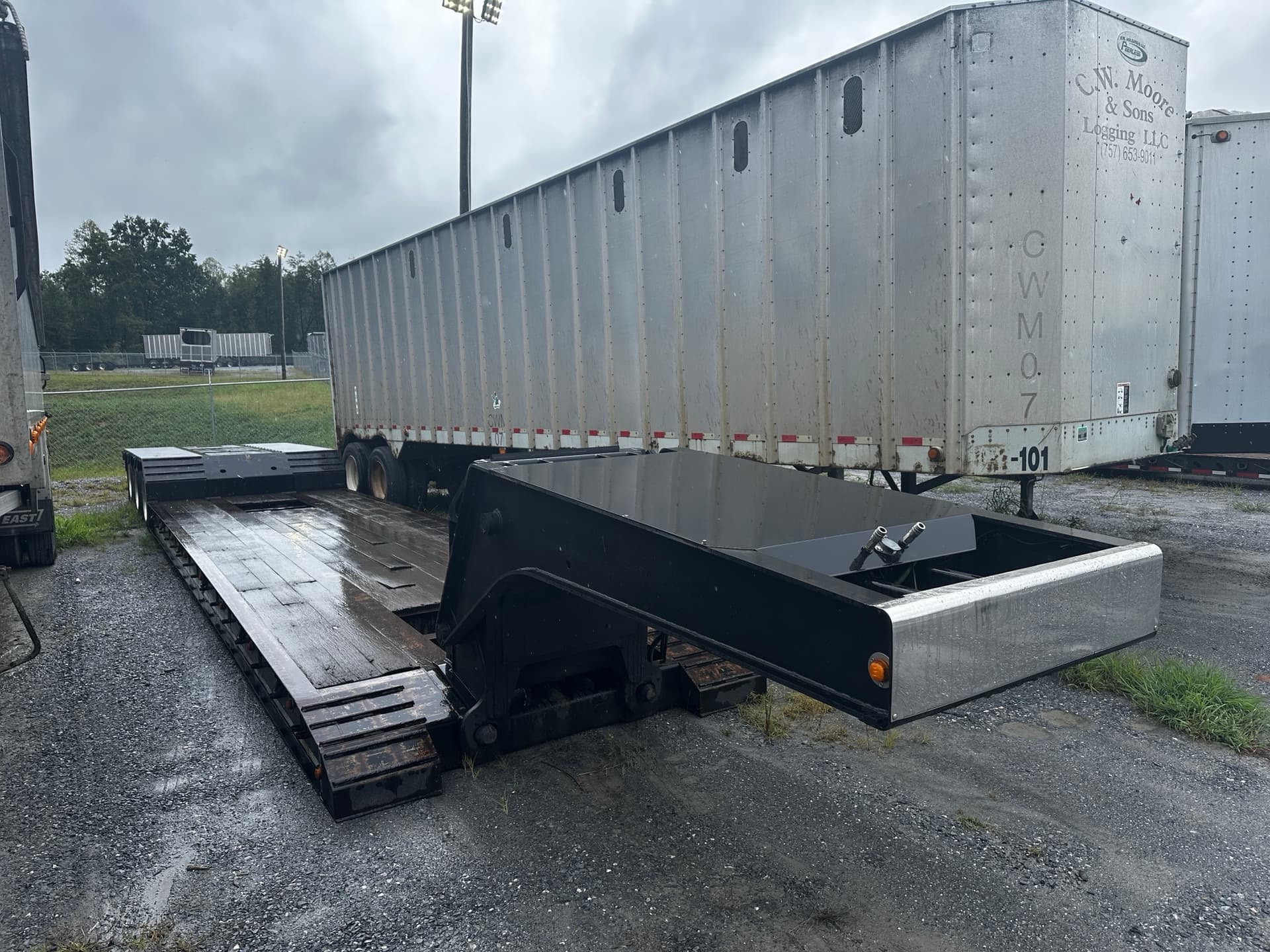 2016 Talbert 53ft x 102in 40 Ton HRGN Triaxle Lowboy