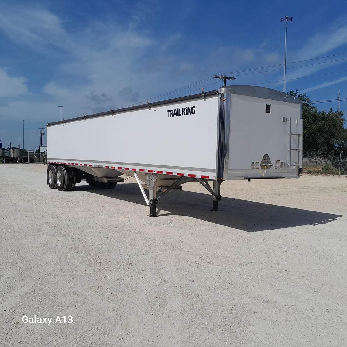 2024 Trail King GRAIN HOPPER Hopper / Grain Trailer
