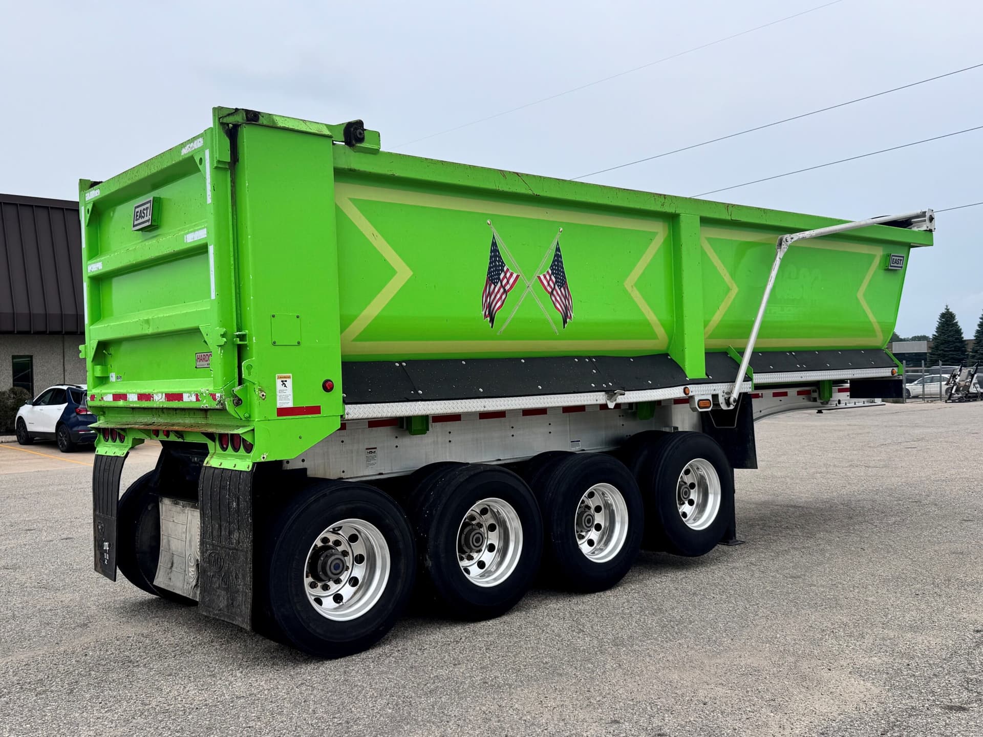 2022 East Steel Quad End Dump | 22″ Radius Round | Used | 077502