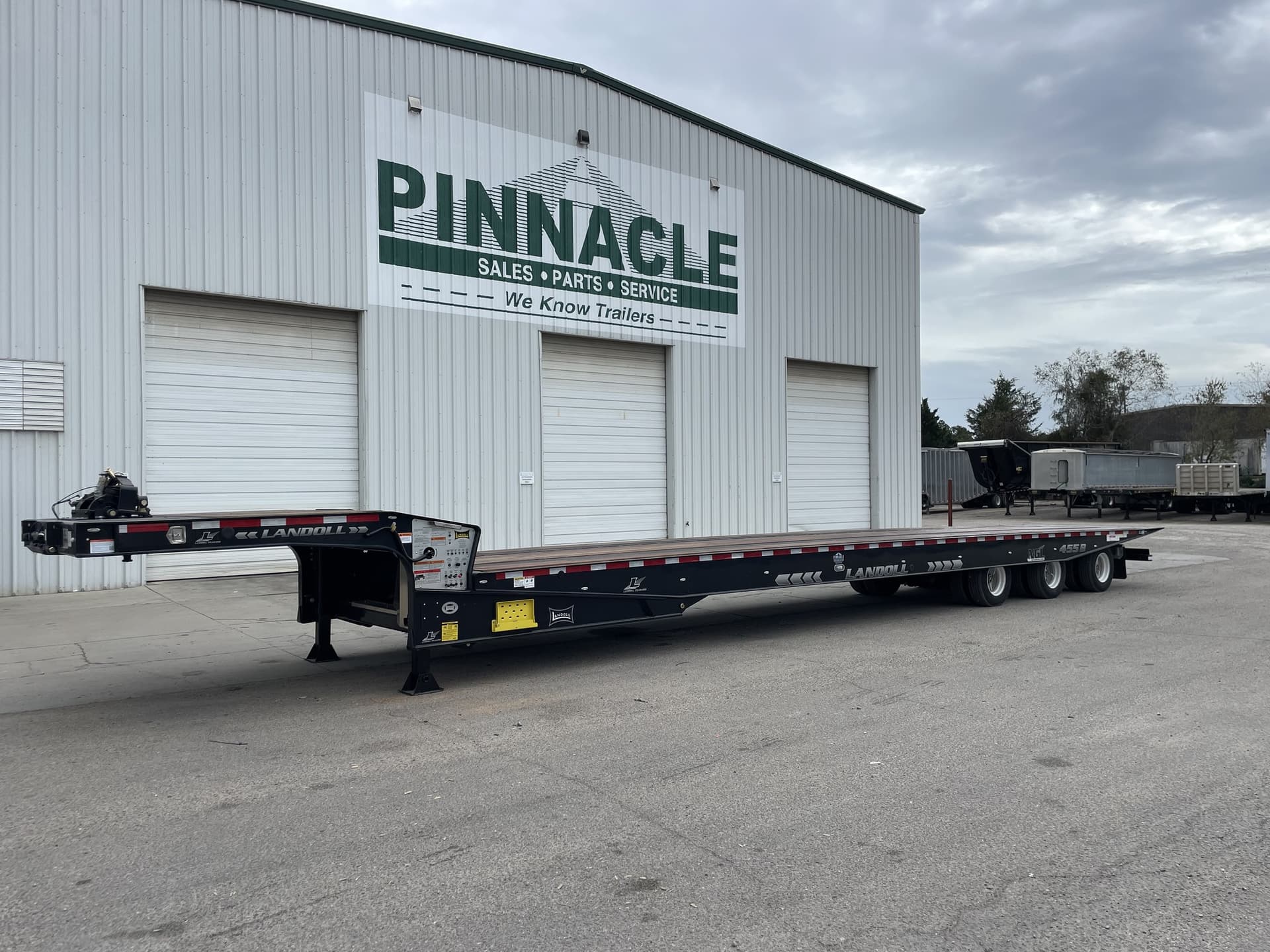 2027 Landoll 455B-53 53ft x 102in 55 Ton Traveling Axle Lowboy