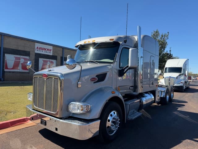 2021 Peterbilt 567