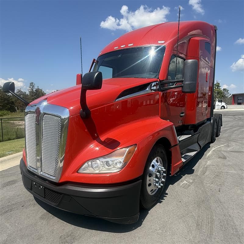 2023 Kenworth T680