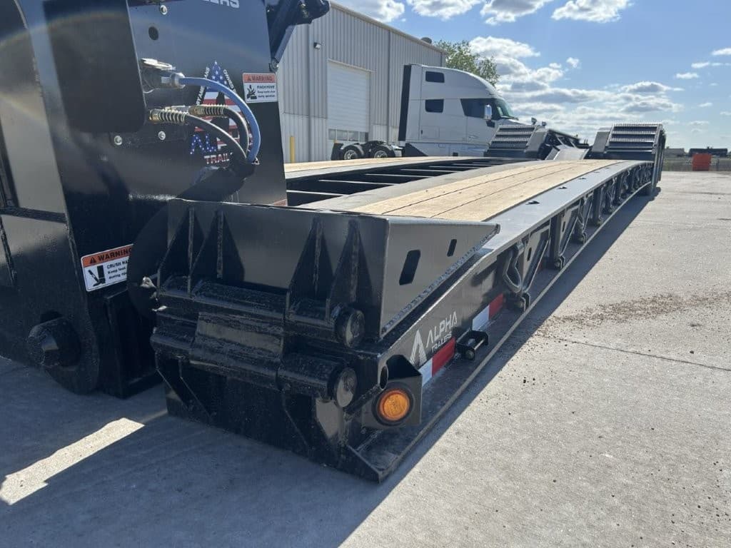 2027 ALPHA A110HDG-SF-18" LDH (25' Deck)