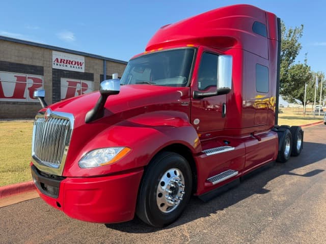 2021 International LT625
