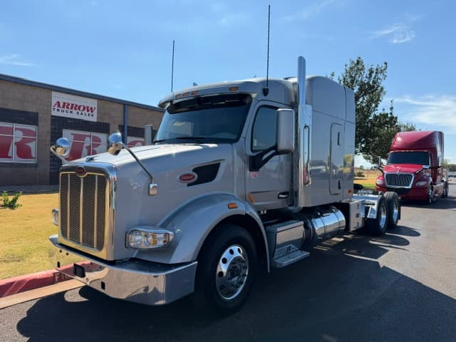 2021 Peterbilt 567