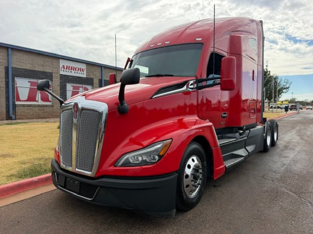 2023 Kenworth T680