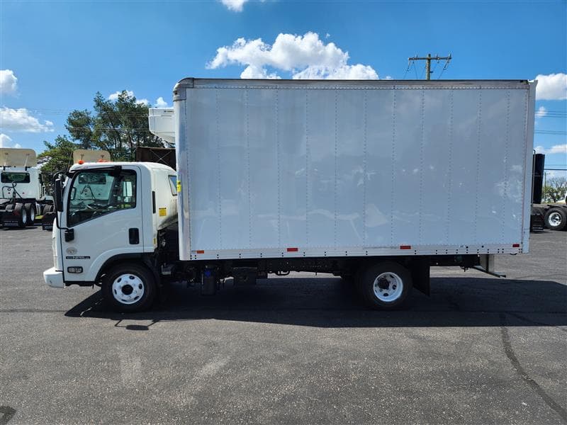 2019 Isuzu NPR HD