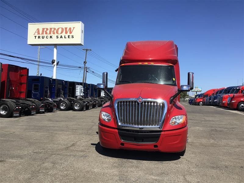 2022 International LT625
