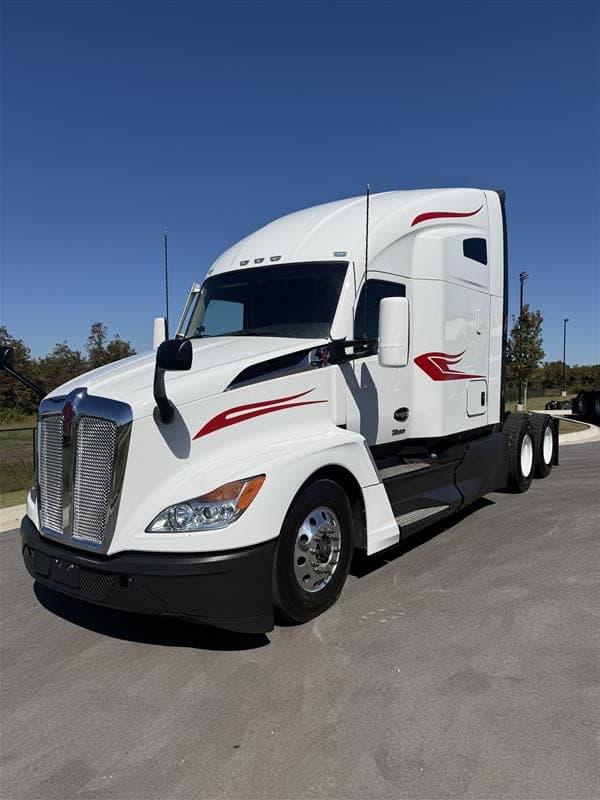 2023 Kenworth T680