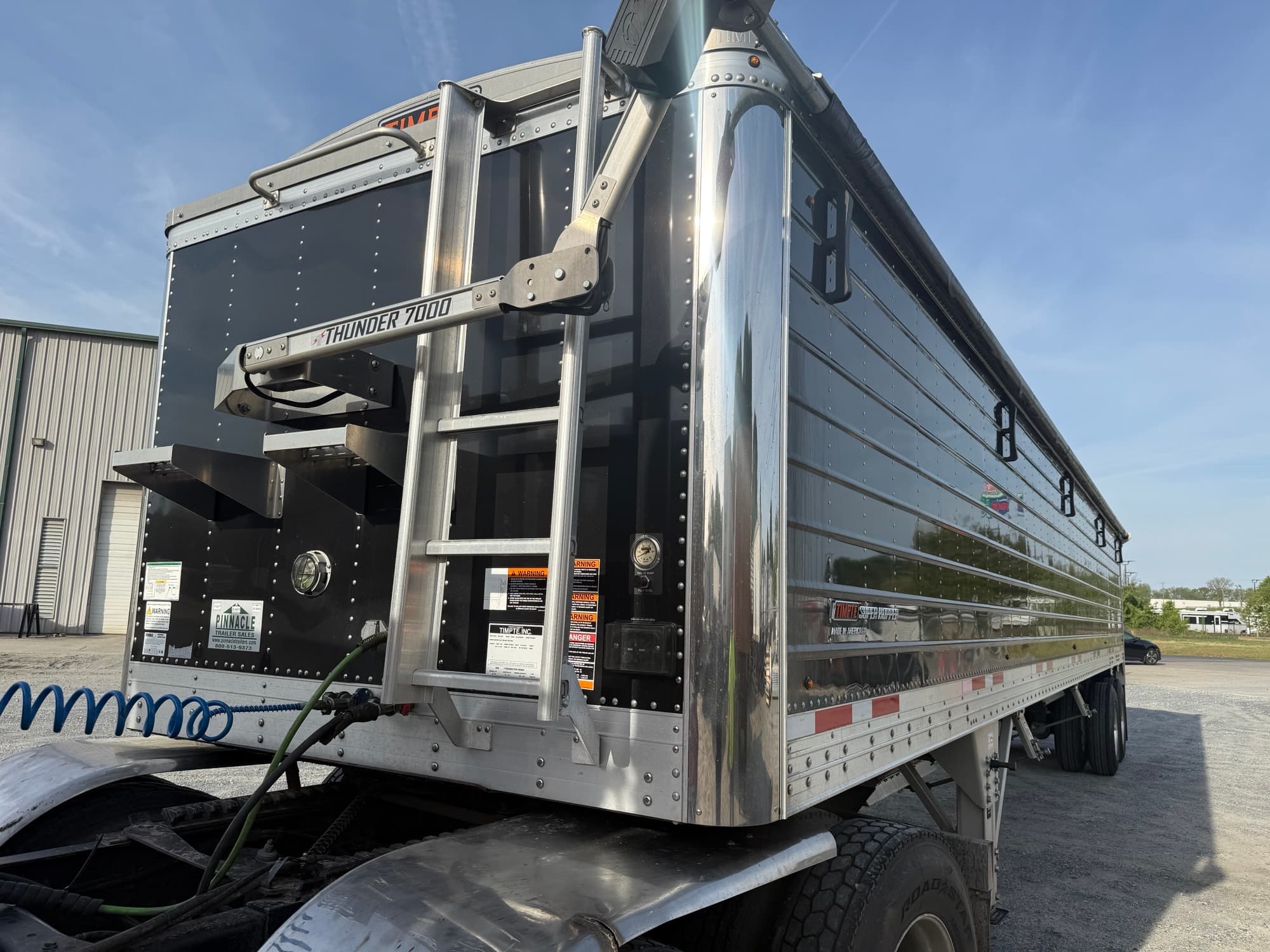 2025 Timpte 40ft x 96in x 72in Hopper Bottom Trailer