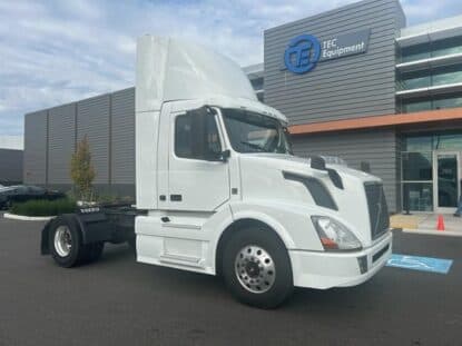 2018 Volvo VNL42T300