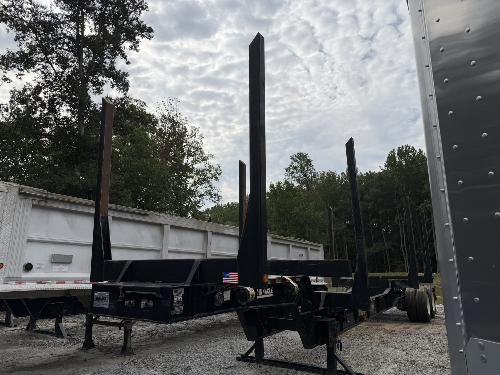 2023 McLendon 42ft x 102in x 13ft Plantation Log Trailer