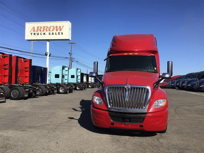 2022 International LT625