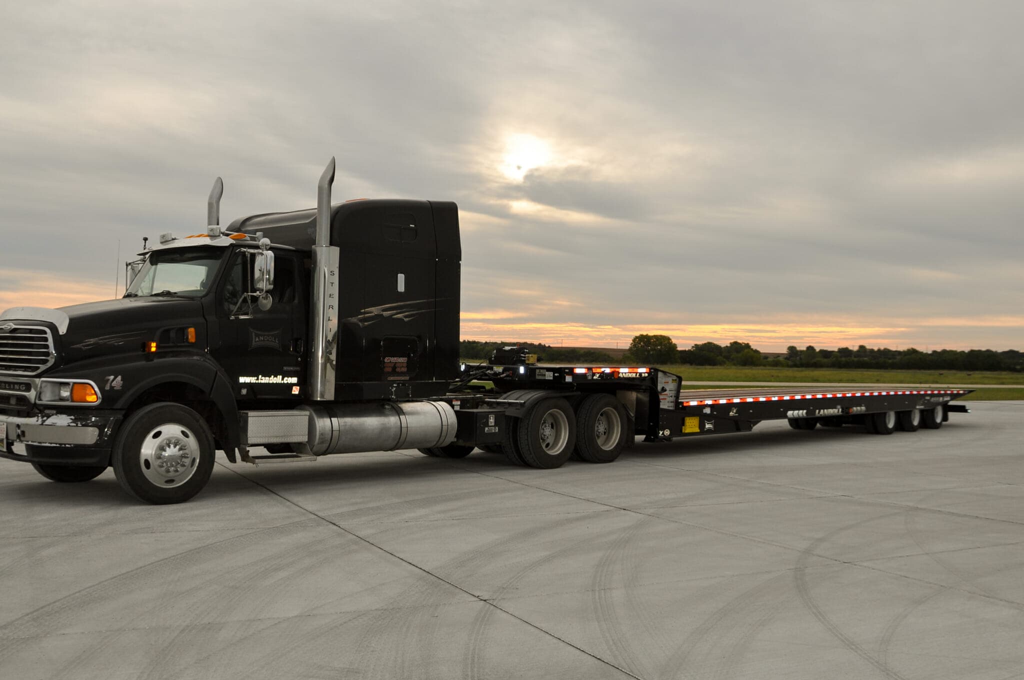 455B Traveling Axle Trailer trailer