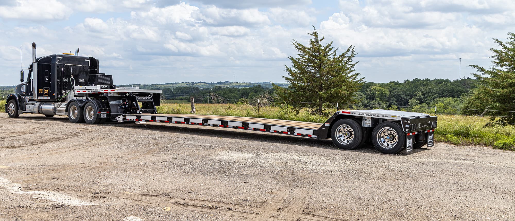 825-AG Detachable Trailer trailer