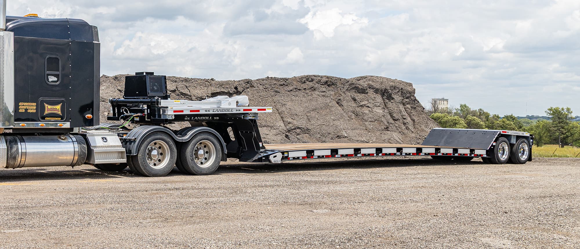 825-AG Detachable Trailer trailer