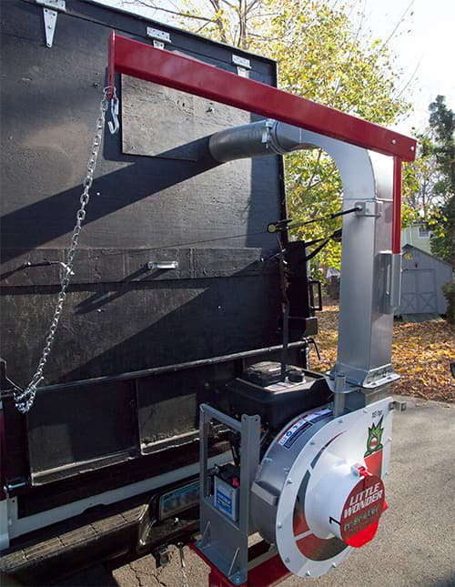 Monster 18 HP TruckLoader – Swing-Away