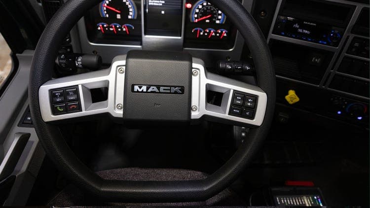 MD Series Mack truck