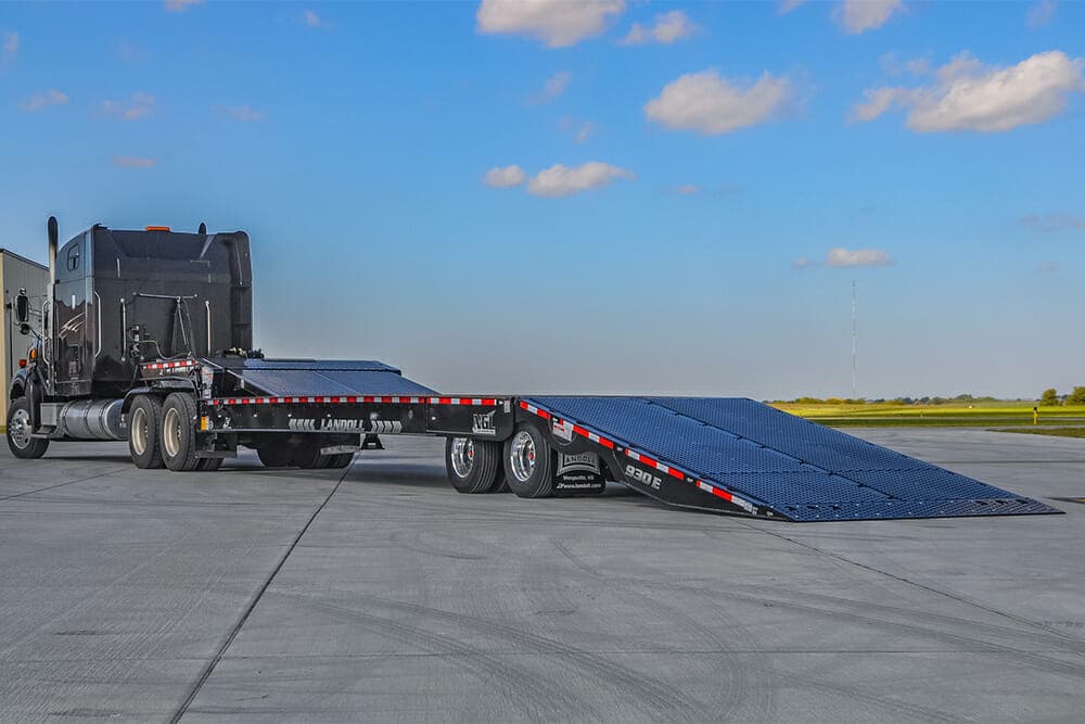 930 Traveling Tail Trailer trailer