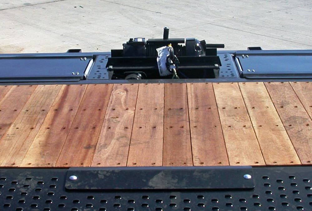 930 Traveling Tail Trailer trailer
