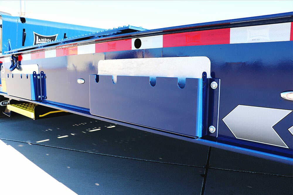 930E Traveling Tail Trailer trailer